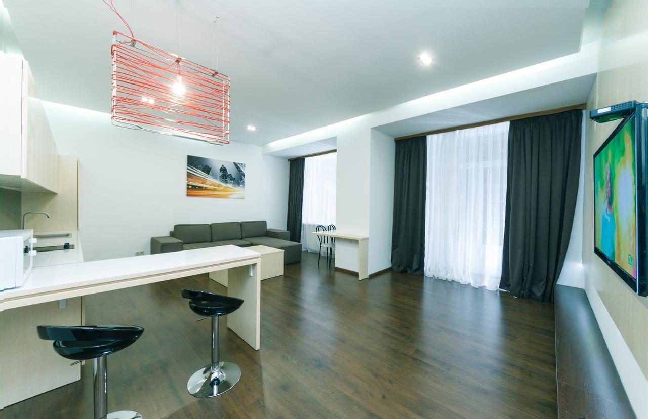 Kreschatik 21 With Terrace 2Br Kiev Exterior foto